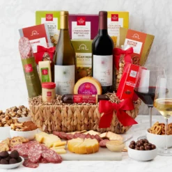 Deluxe Sip & Snack Wine Gift Basket